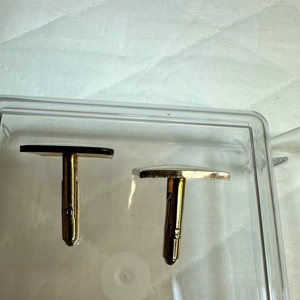 Mens Gold Tone Cufflinks Square Unique Classic Vintage